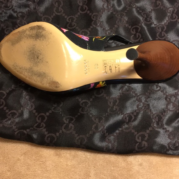 ***💯% GUCCI*** Shoes 👡 - Picture 6 of 8